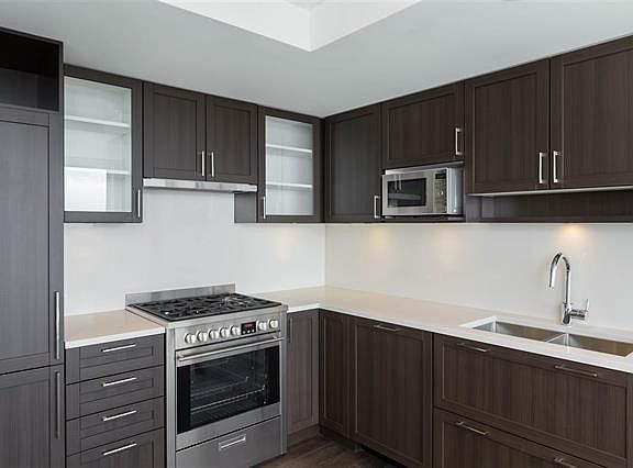 4th image of 5470 Ormidale St #2305