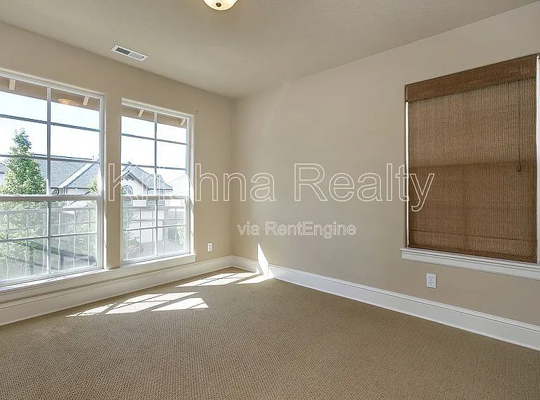 12649 NW Bayonne Ln — Photo 9