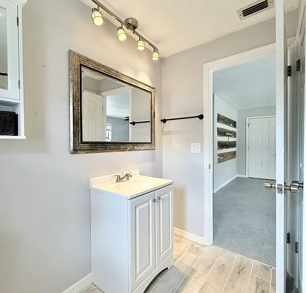3182 Downing St #1 — Photo 24