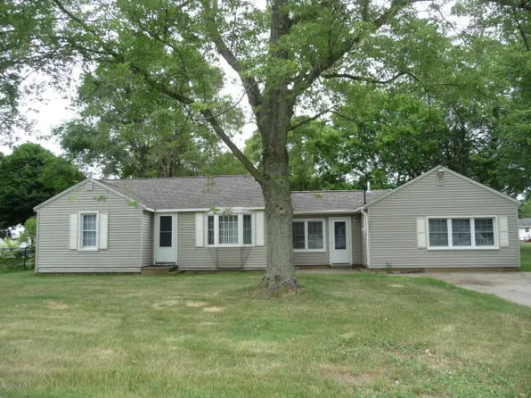 3604 S Sheridan Rd, Muskegon, MI 49444