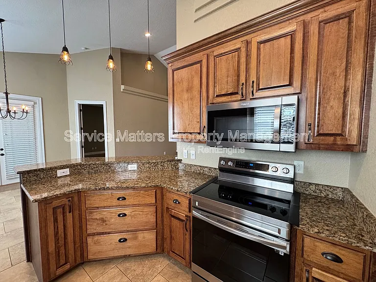 5402 New Abbey Ln — Photo 9