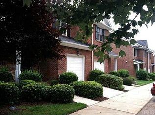110 Tuska Hills Dr, Holly Springs, NC 27540