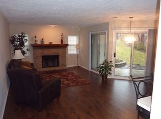 1221 W River Rd N, Elyria, OH 44035
