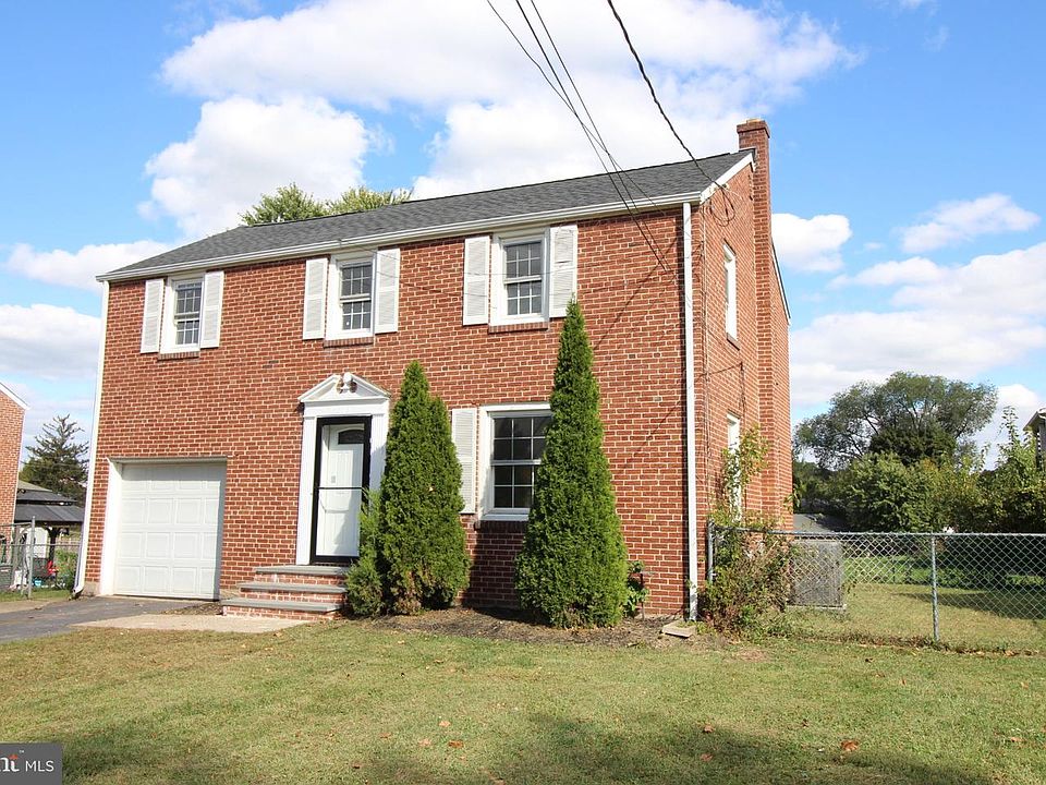1st image of 203 Latimer St