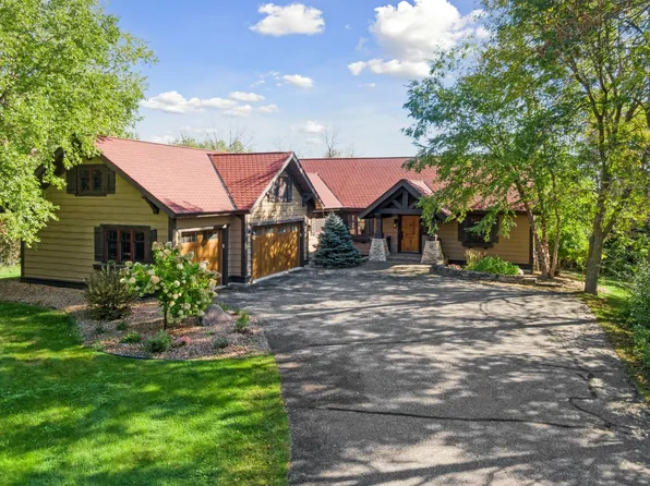 15749 58th St NW, Annandale, MN 55302