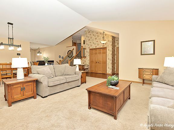 5th image of 24748 W Highwoods Dr