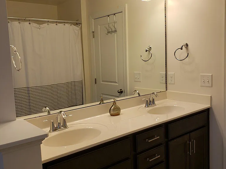 Jack and Jill Bath