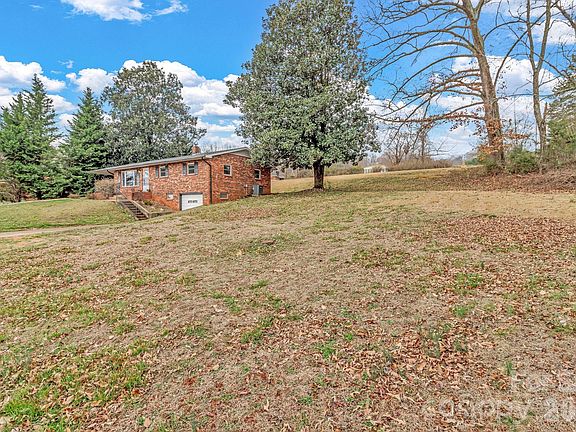 4th image of 578 Conley Rd #37