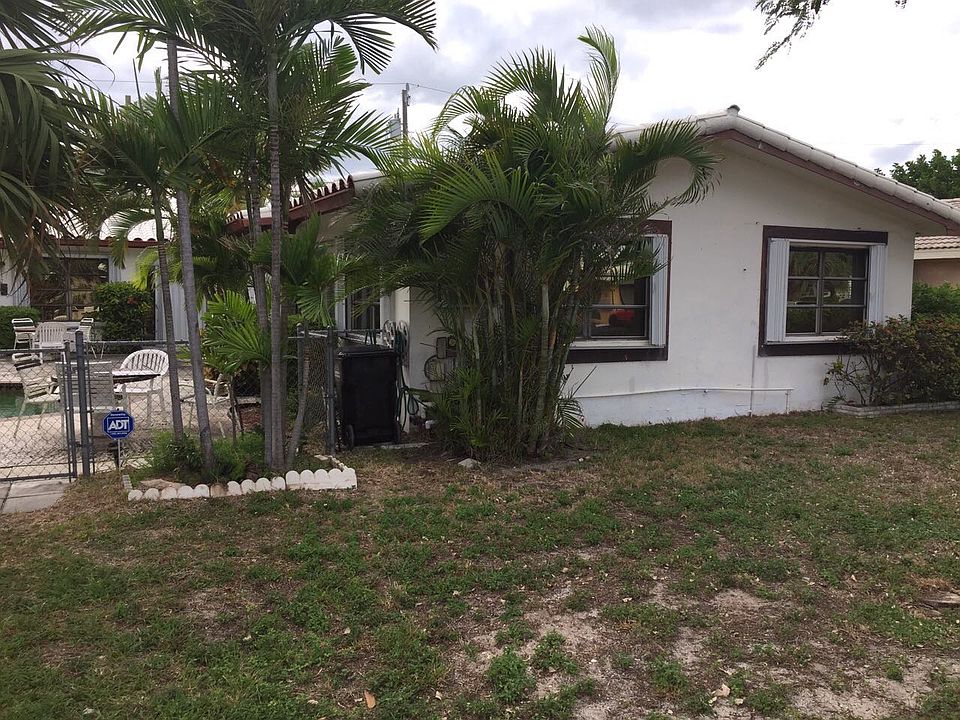 1st image of 4235 Sea Grape Dr #2