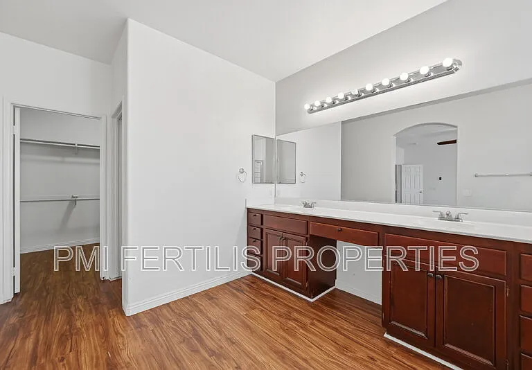 7167 Elsa Ct — Photo 38