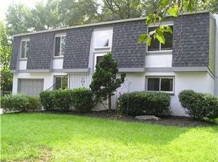 3 Squirrel Ln, Newark, DE 19711