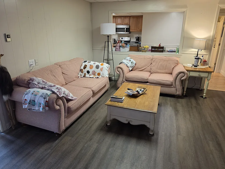 88 Bethel Rd #1