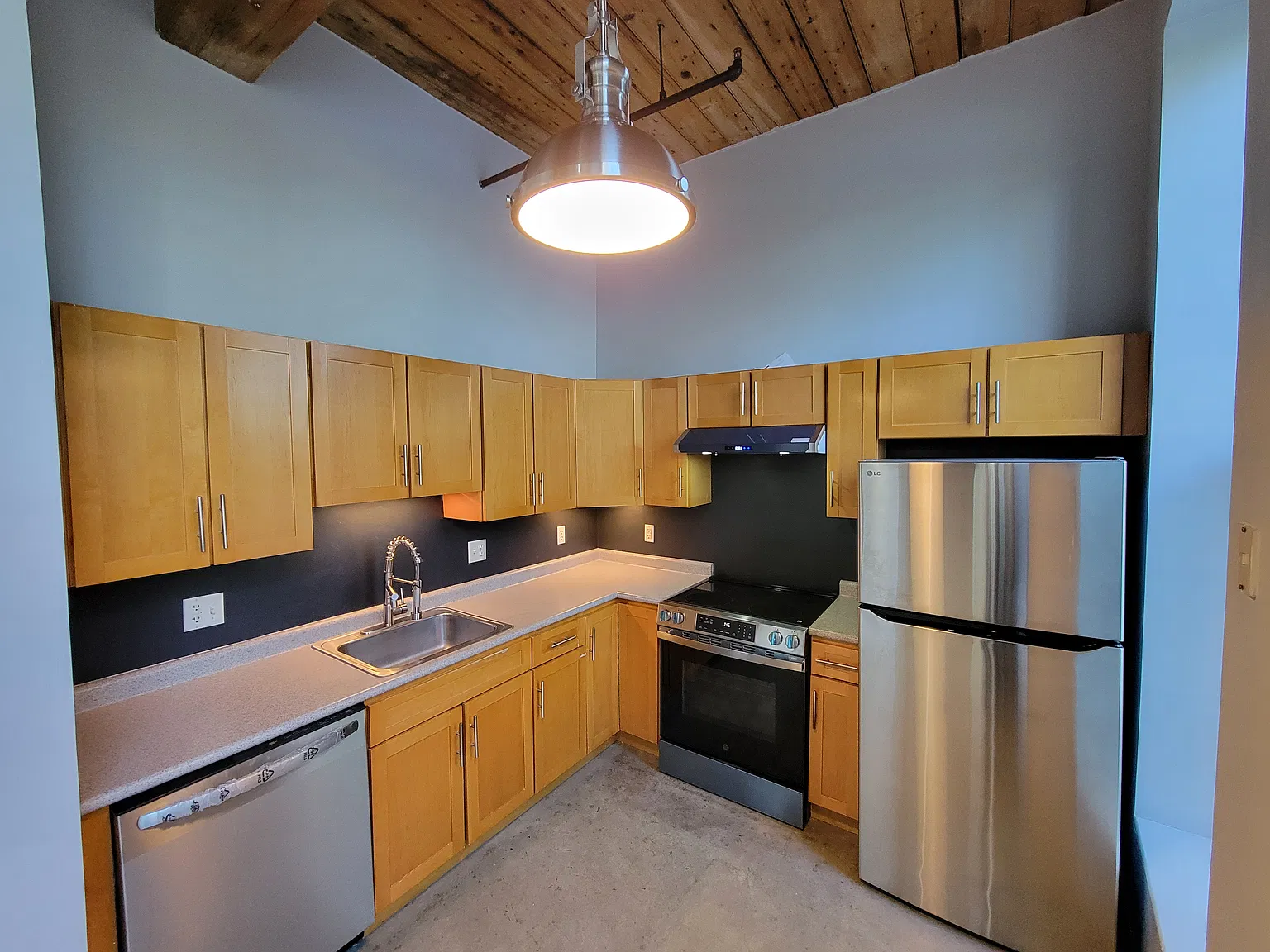 1 bed, 639 sqft, $1,850 — Photo 2