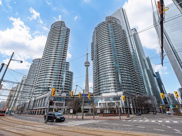 8 York St #1010-C01, Toronto, ON M5J 2Y2
