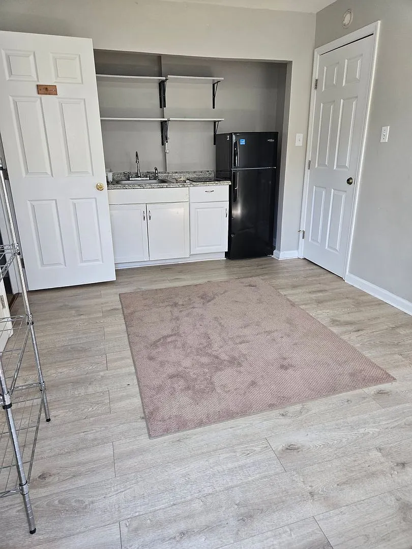 Duplex For Rent-Great Location! — Photo 1
