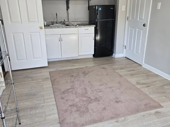 2127 Auburn St Unit 2, Savannah, GA 31404