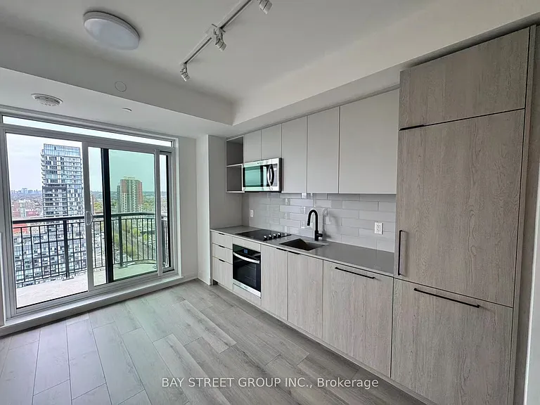 1185 Dupont St #2001 — Photo 7
