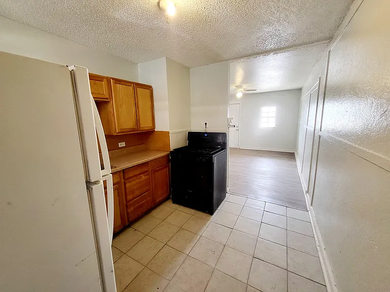 1501 Sycamore St #A — Photo 11