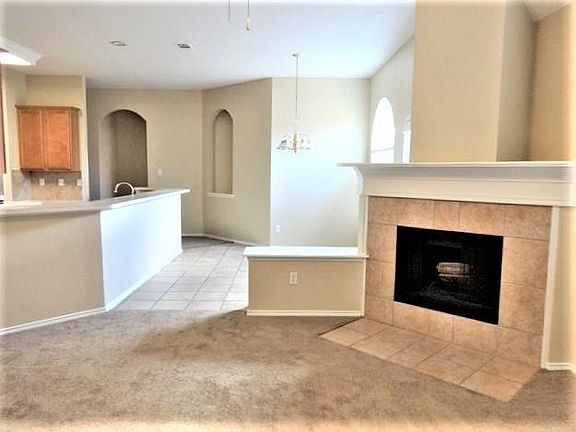 5th image of 4605 Maple Hill Dr