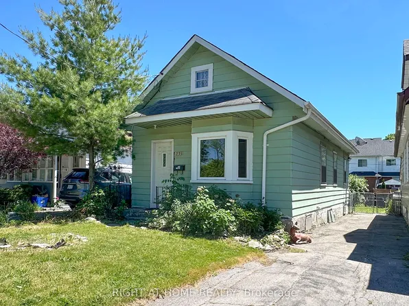 235 Edward Ave, Oshawa, ON L1H 3A6
