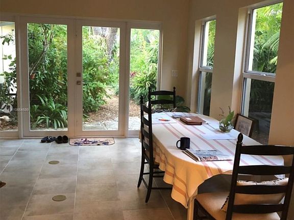 5th image of 727 Tibidabo Ave