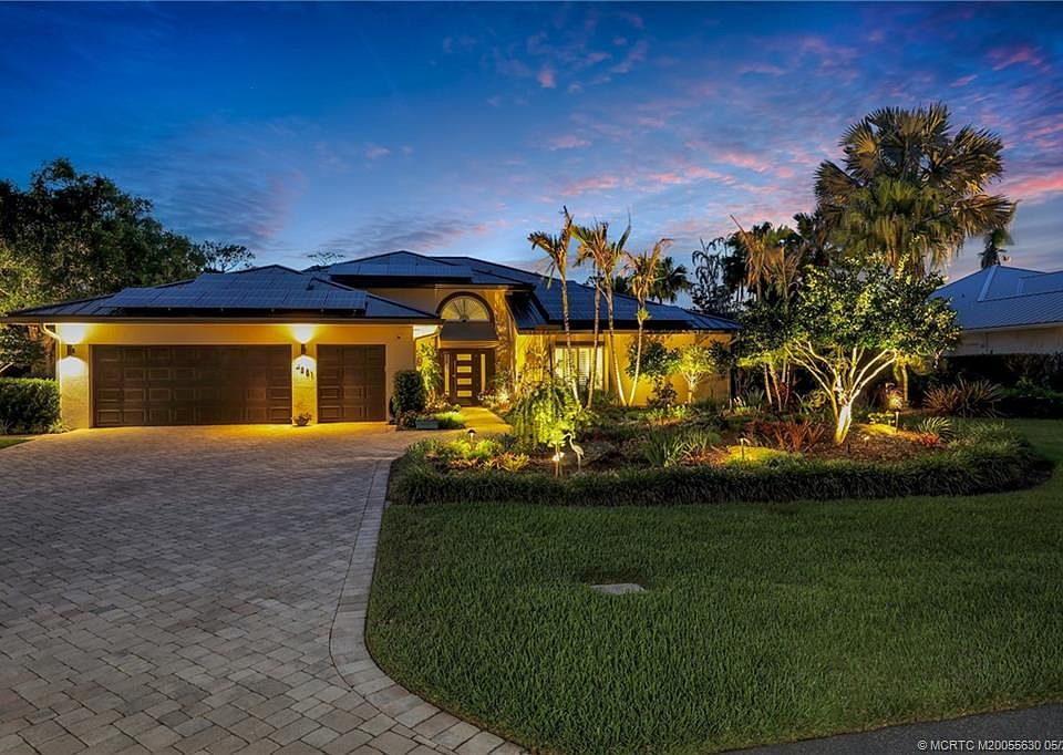 1st image of 4881 SW Parkgate Blvd