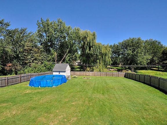 Privacy Fenced Back Yard