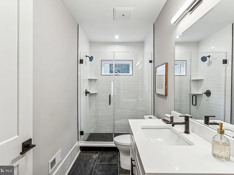 706 Latona St #H — Photo 28