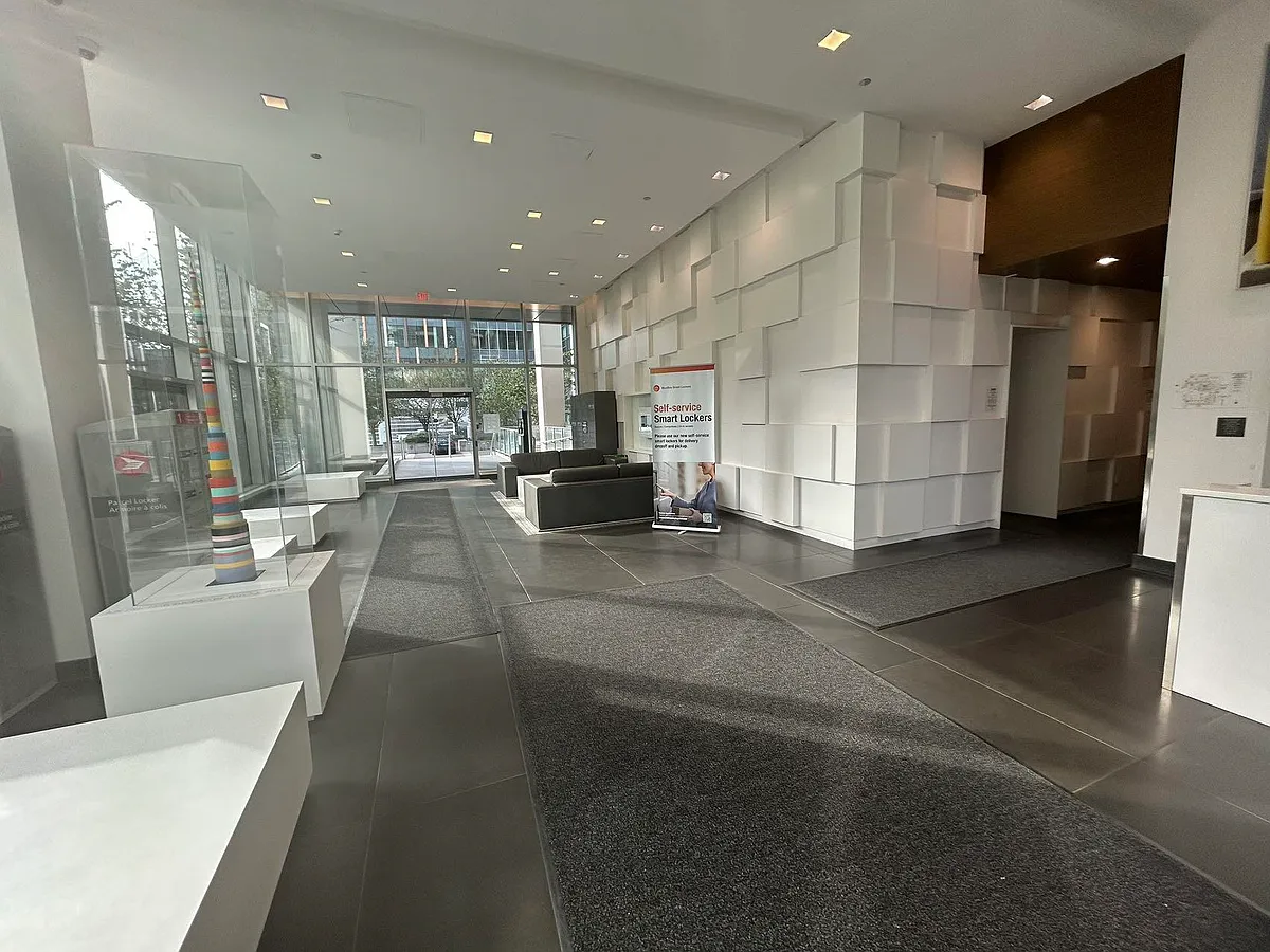 Building Photo - 6461 Telford Ave #2209