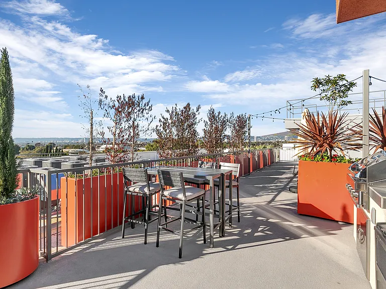 Cloud Nine Luxury Apartments — Photo 59