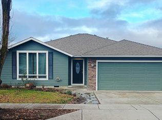 1040 Worchester Dr, Medford, OR 97501