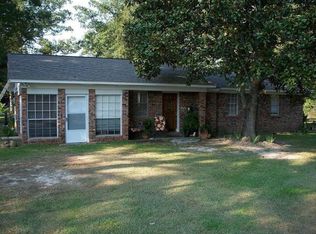 79 Graham Dr, Laurel, MS 39443