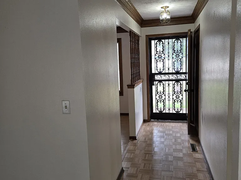 3802 Gnarl Tree Ln — Photo 4