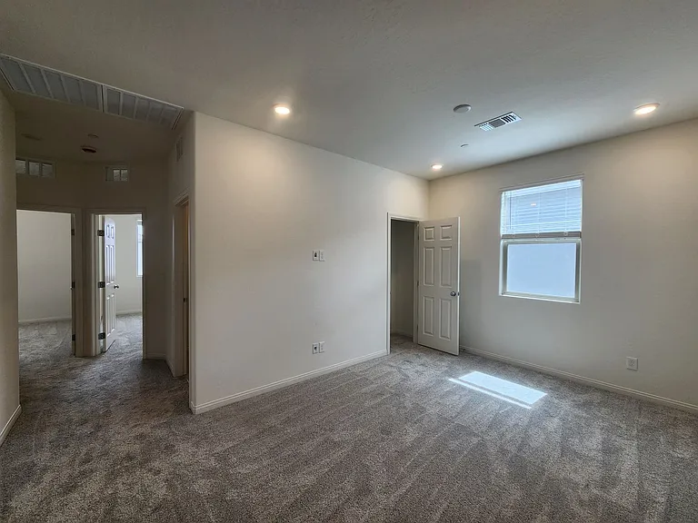 1553 Crowned Eagle St — Photo 25