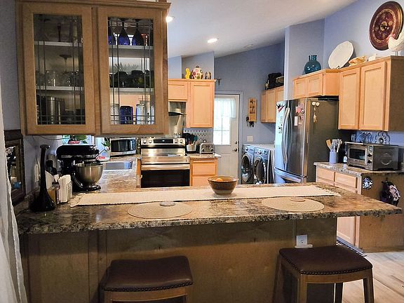 5th image of 13902 Ravenwood Dr