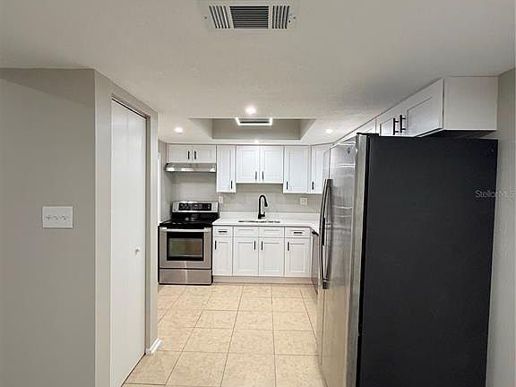 5th image of 5207 Blane Dr