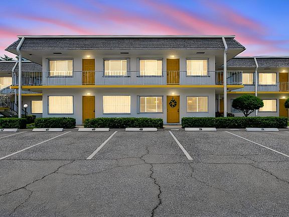 3rd image of 3240 Lake Osborne Drive Apt 104