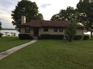 223 Beach Dr, Florahome, FL 32140