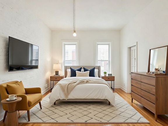5th image of 37 W 89th St APT 10