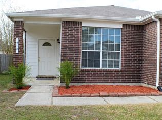 910 Chapwood Ct, Spring, TX 77373