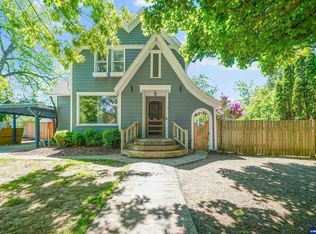 2048 Court St NE, Salem, OR 97301