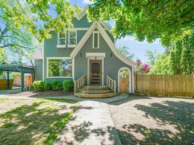 2048 Court St NE, Salem, OR, 97301