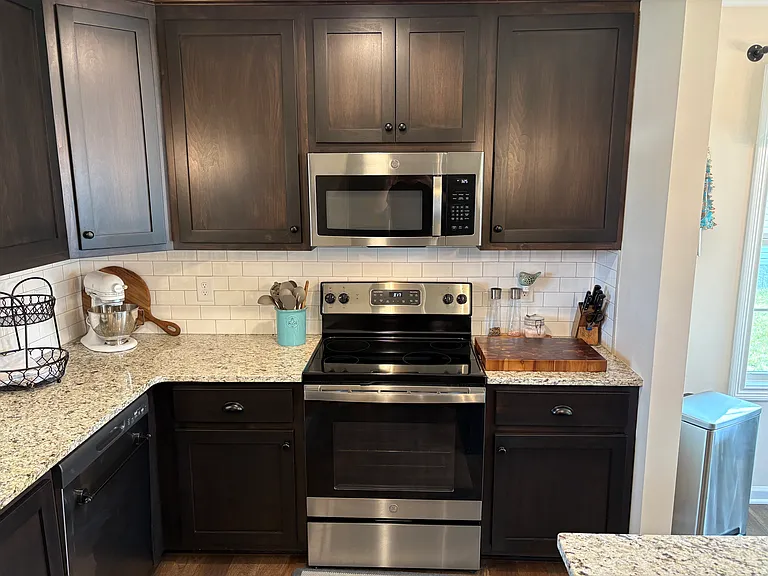 Fredrick Dr — Photo 4