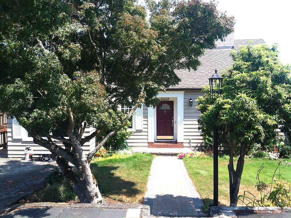 1st image of 10612 Durland Ave NE
