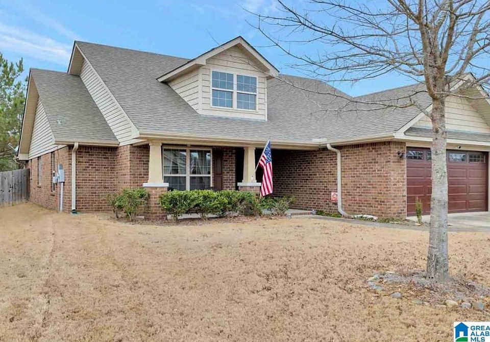 1st image of 444 River Crest Dr N