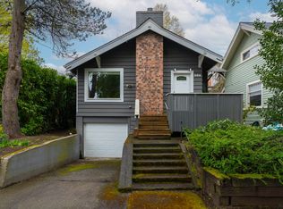 205 McGraw St, Seattle, WA 98109