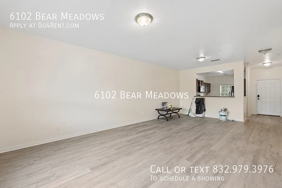 6102 Bear Meadow — Photo 4