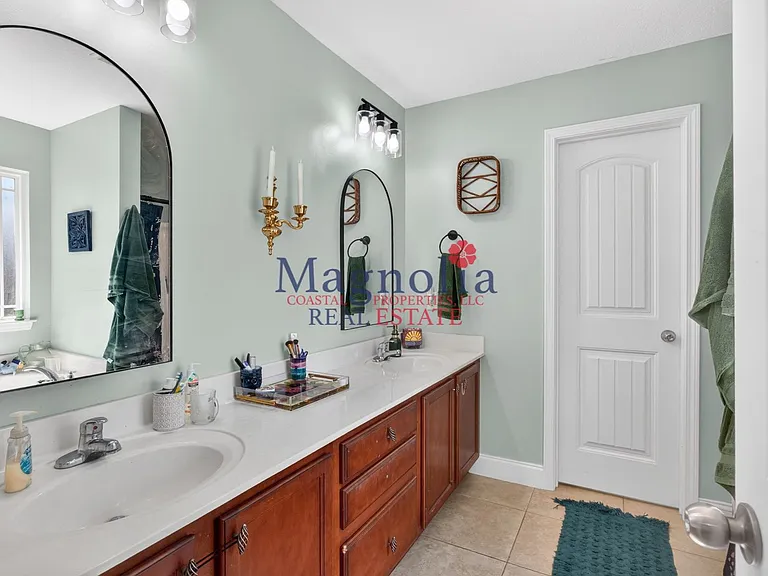 268 Scarlett Ln — Photo 18