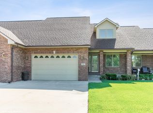 904 S Y St, Indianola, IA 50125