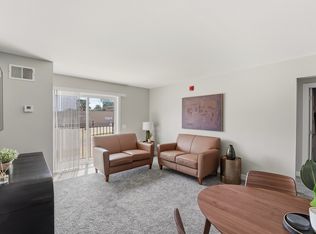 2440 SW 9th St Unit 4, Des Moines, IA 50315